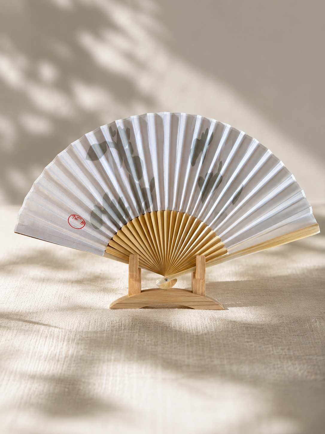 - Japanese Folding Fan in Paulownia Gift Box – Blue Iris
